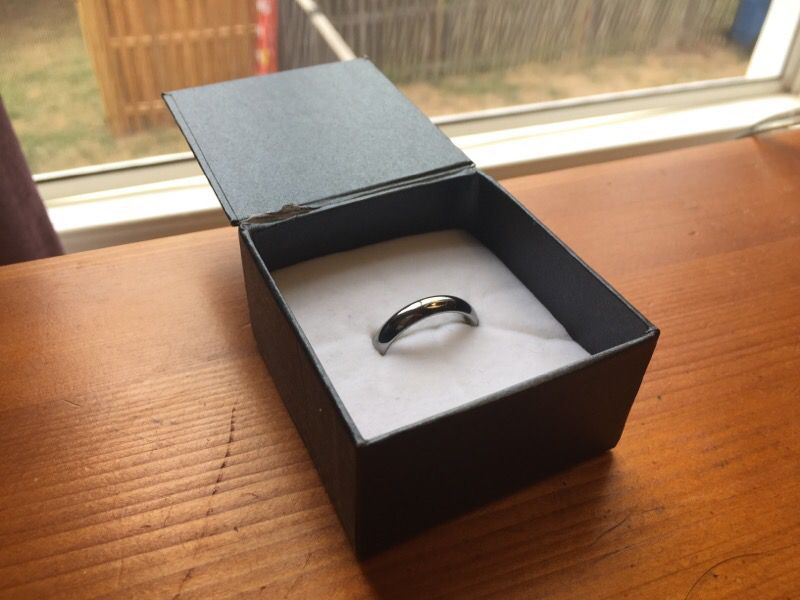 Men's Tungsten Wedding Ring Band Size 9.5