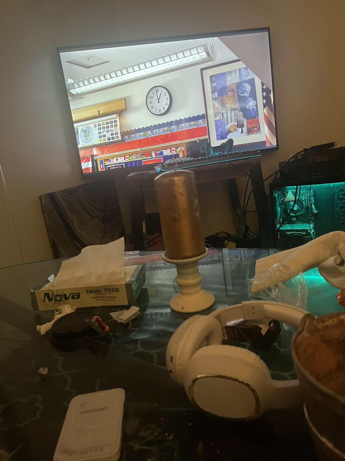 60 Inch TCL Roku 4k Tv