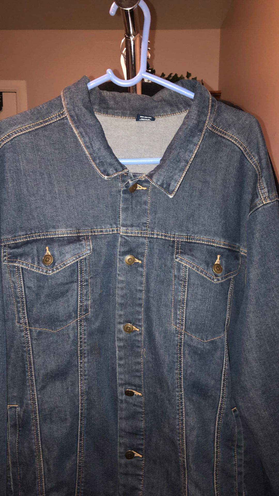 Men’s Denim Jacket