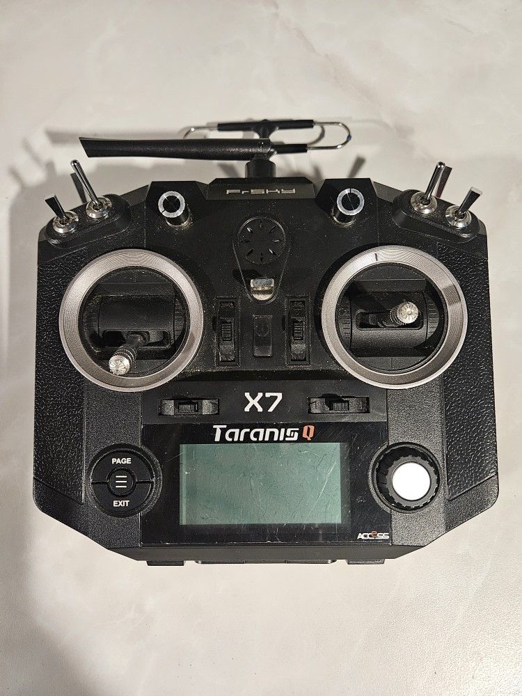 Frsky Taranis Q X7 Access Radio With R9m Module