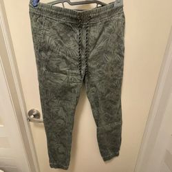 Aeropostale Mens Size S Joggers Patterned Pants With Drawstring Waist.