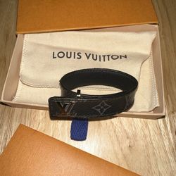 Designer Wrist Belt w/box