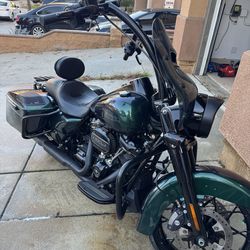 2021 Harley Davidson Road King Special