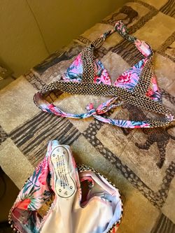 Floral Triangle Bikini Set with Chain Trim