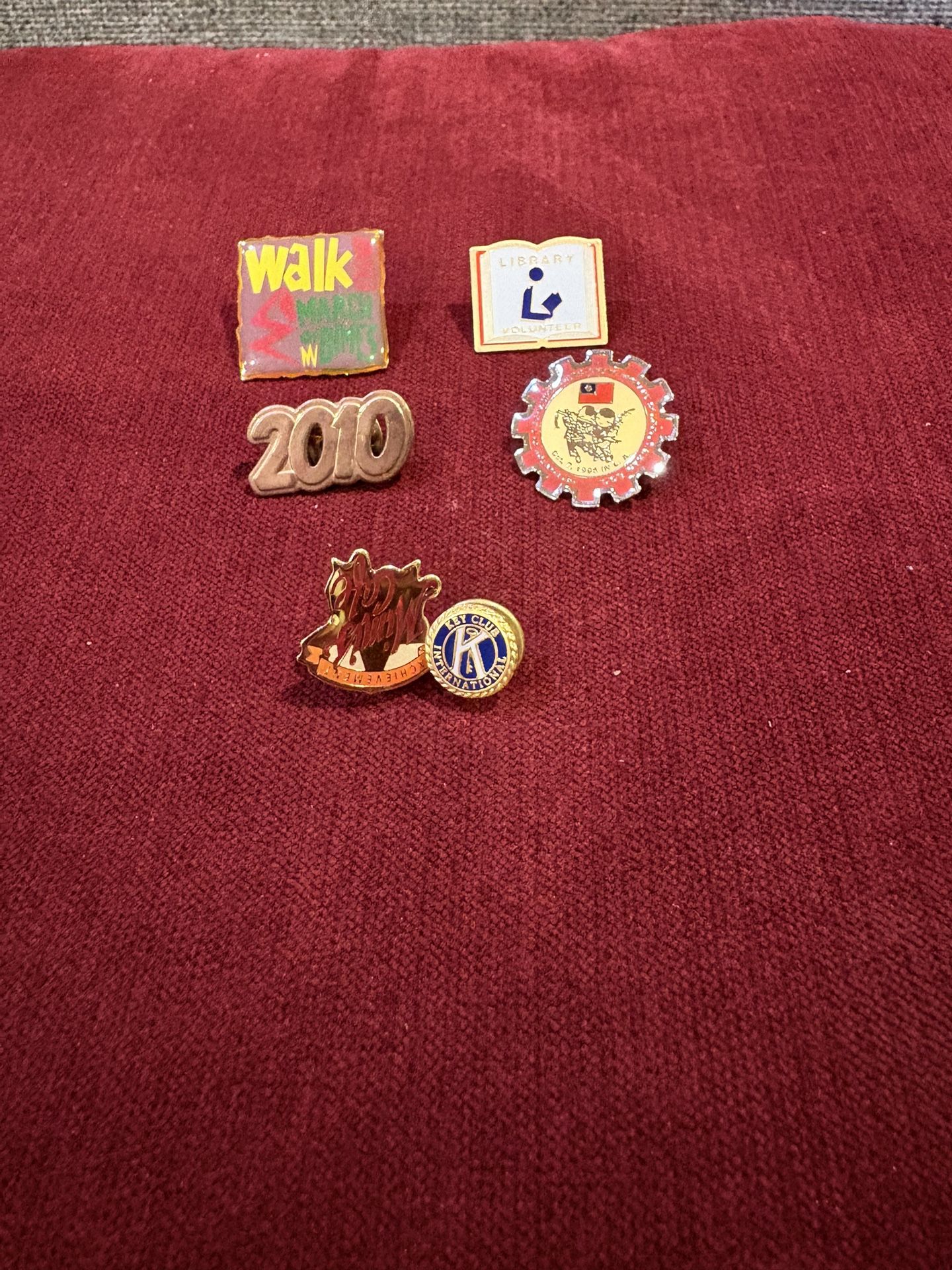 Vintage Lot of 6 Variety Pins