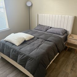 Queen Bed 