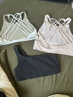 Lululemon sportsbra Lot Size 8