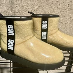 UGG BOOTS SIZE 9