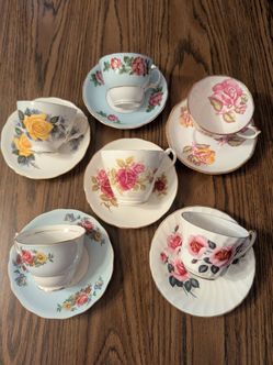 Tea cups bone china made in England  rose pattern