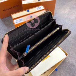Wallet Louis Vuitton Brown in Not specified - 24964614