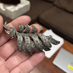 Vintage Selini Brooch