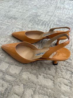 Manolo Blahnik Patent Slingback Heels – Tan/Caramel