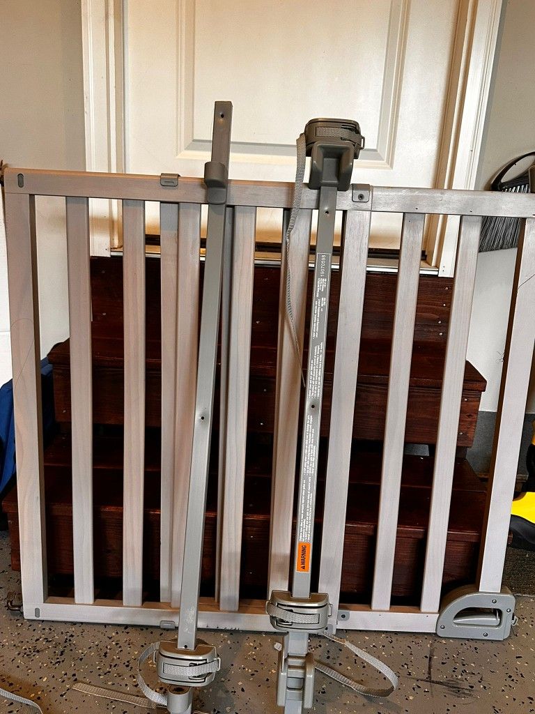 Baby Gate Wide / STAIR GATE