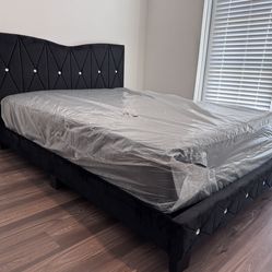 Beautiful Black Beds/ Bed Frames/Headboards - Same Day Delivery - No Credit Needed - MATCHING SETS AVAILABLE