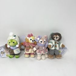 Tokyo DisneySea Duffy friends Secret of  Snowy Day Plush Badge Set Christmas