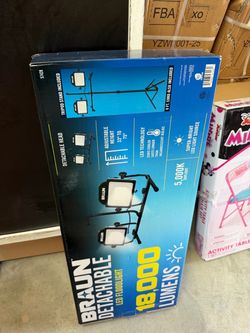 Braun Detachable LED Floodlight 18000 Lumens