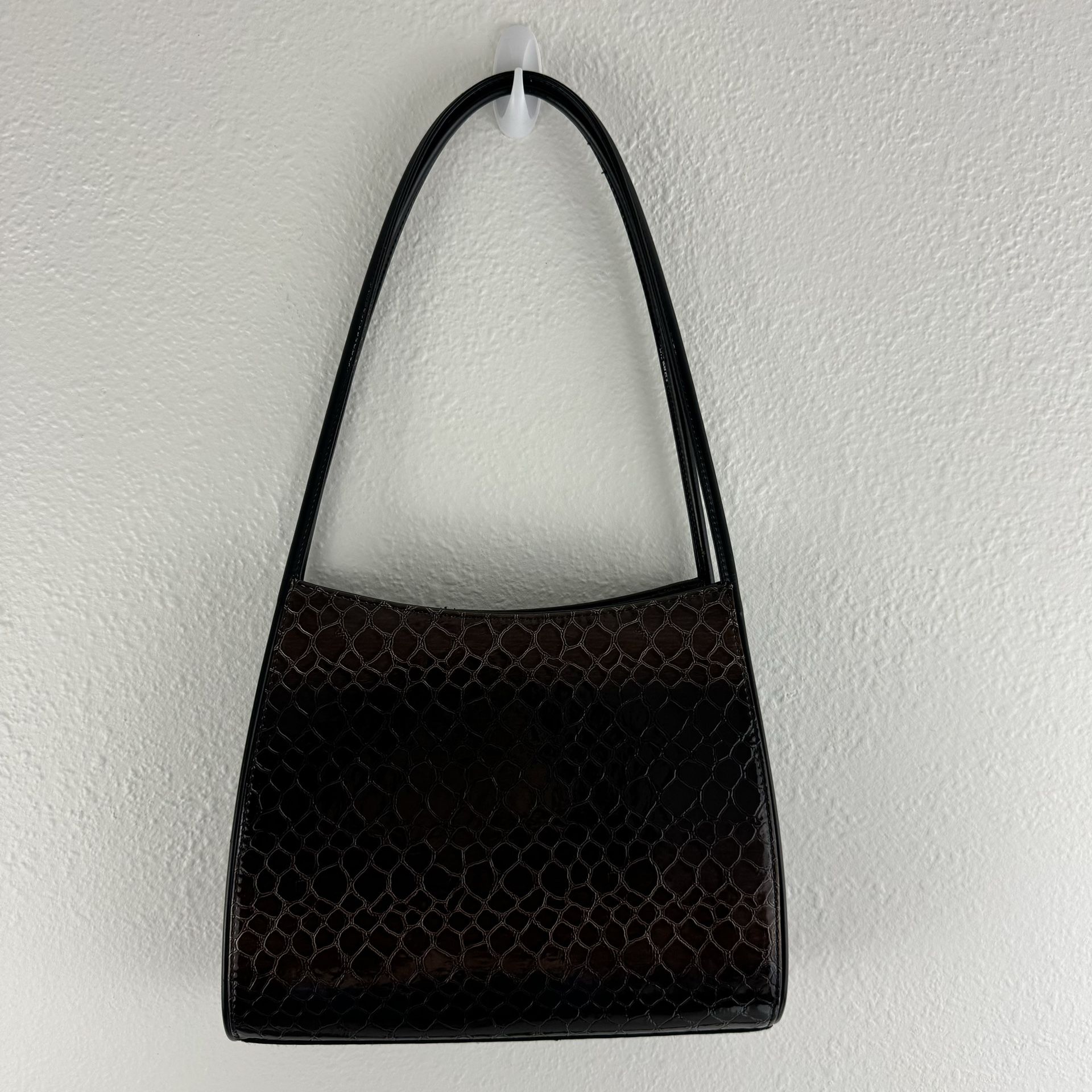Vintage 90s Black Dark Brown Shiny Faux Leather Croc Embossed Shoulder Bag