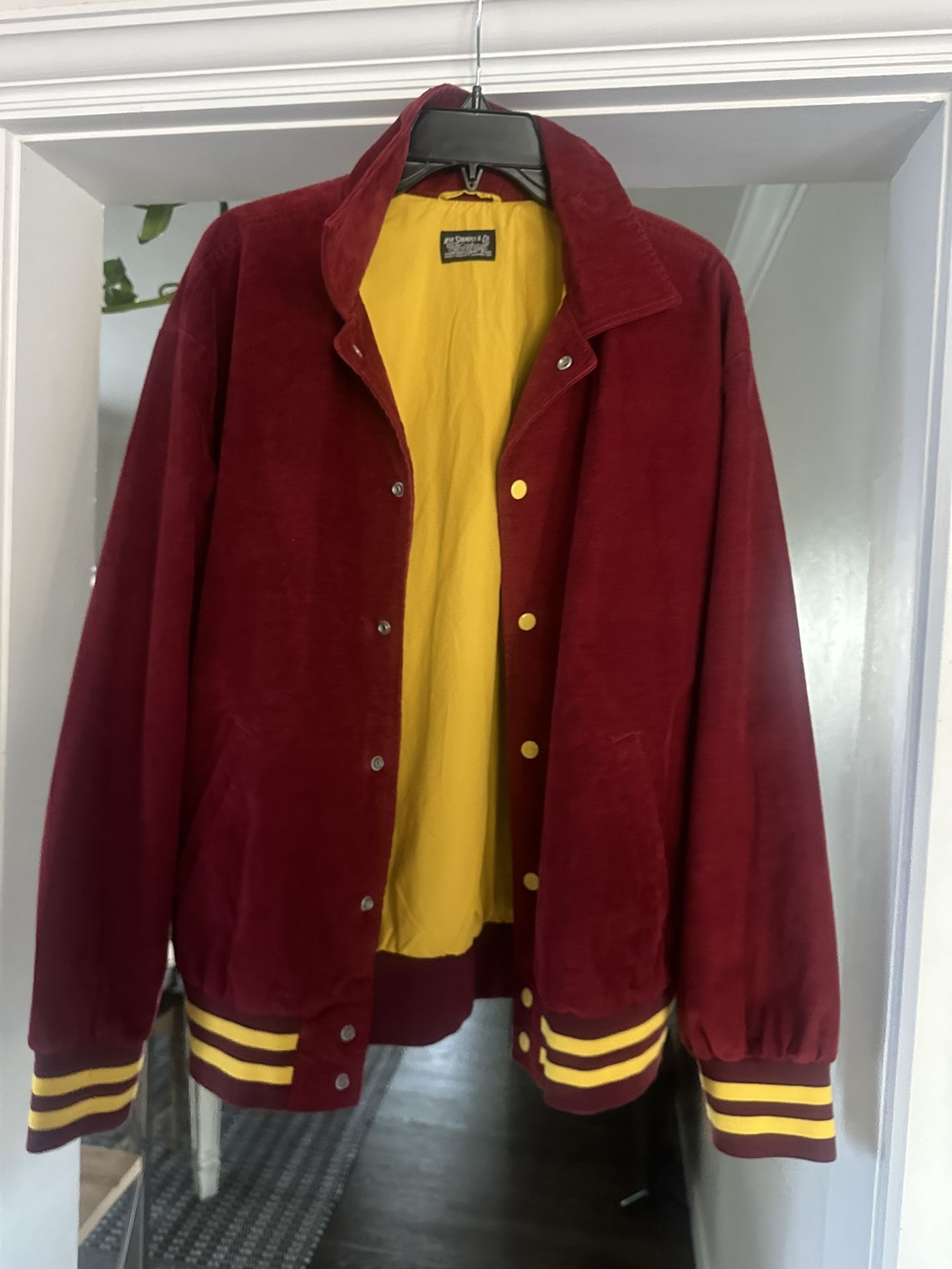 Like New Retro Levi Jacket! 