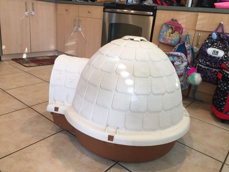 Igloo Dog House for Sale in Miami, FL OfferUp