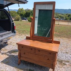 Early 1900 Antique Dresser