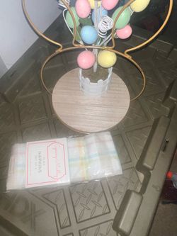Easter center pieces