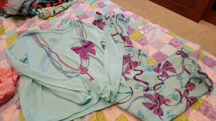 Size 7/8 Joe boxer pj set