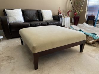 Coffee Table !! 39x39inch