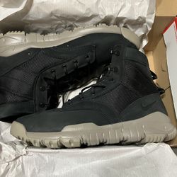 Nike SFB6.   Men’s 11