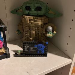 Yoda Lego Set