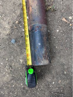 Metal pipe 3 1/2 inch