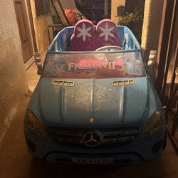 Frozen Play Car
