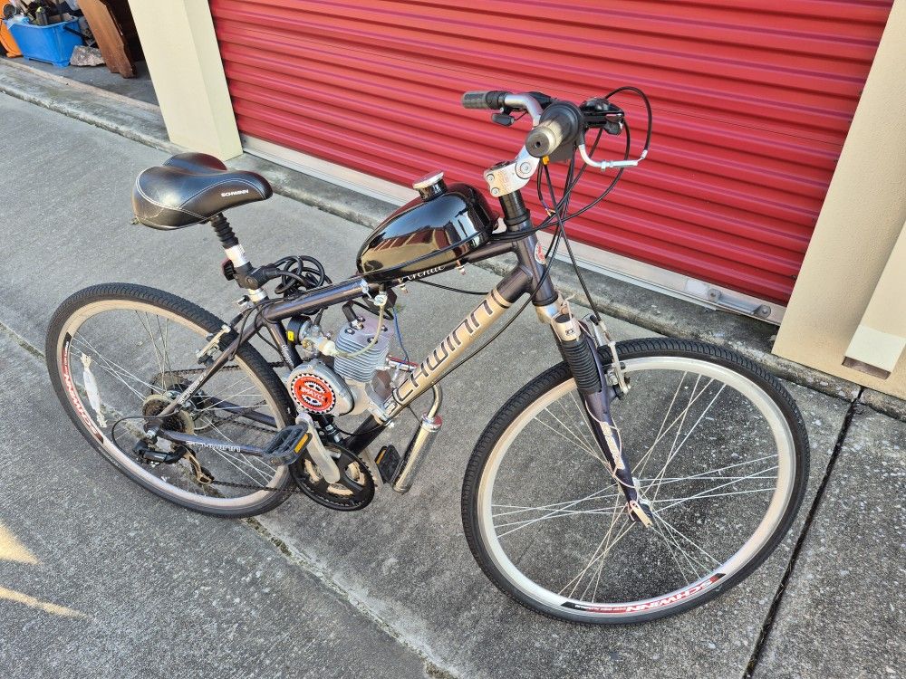 Gas Powered Bicycle Very Nice. Brand New Motor