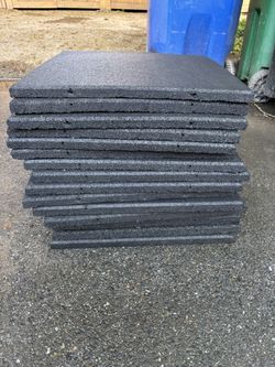 16 20x20inch Rubber-Cal Mats