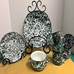 learn exactly Classic Dish Sets – Vintage Collectibles with Timeless Appeal