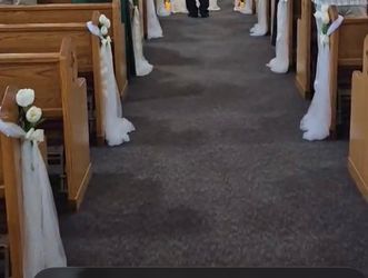Wedding aisle tulip decor