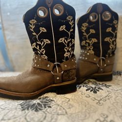 Artillero Woman’s Boots - Size 25.5 