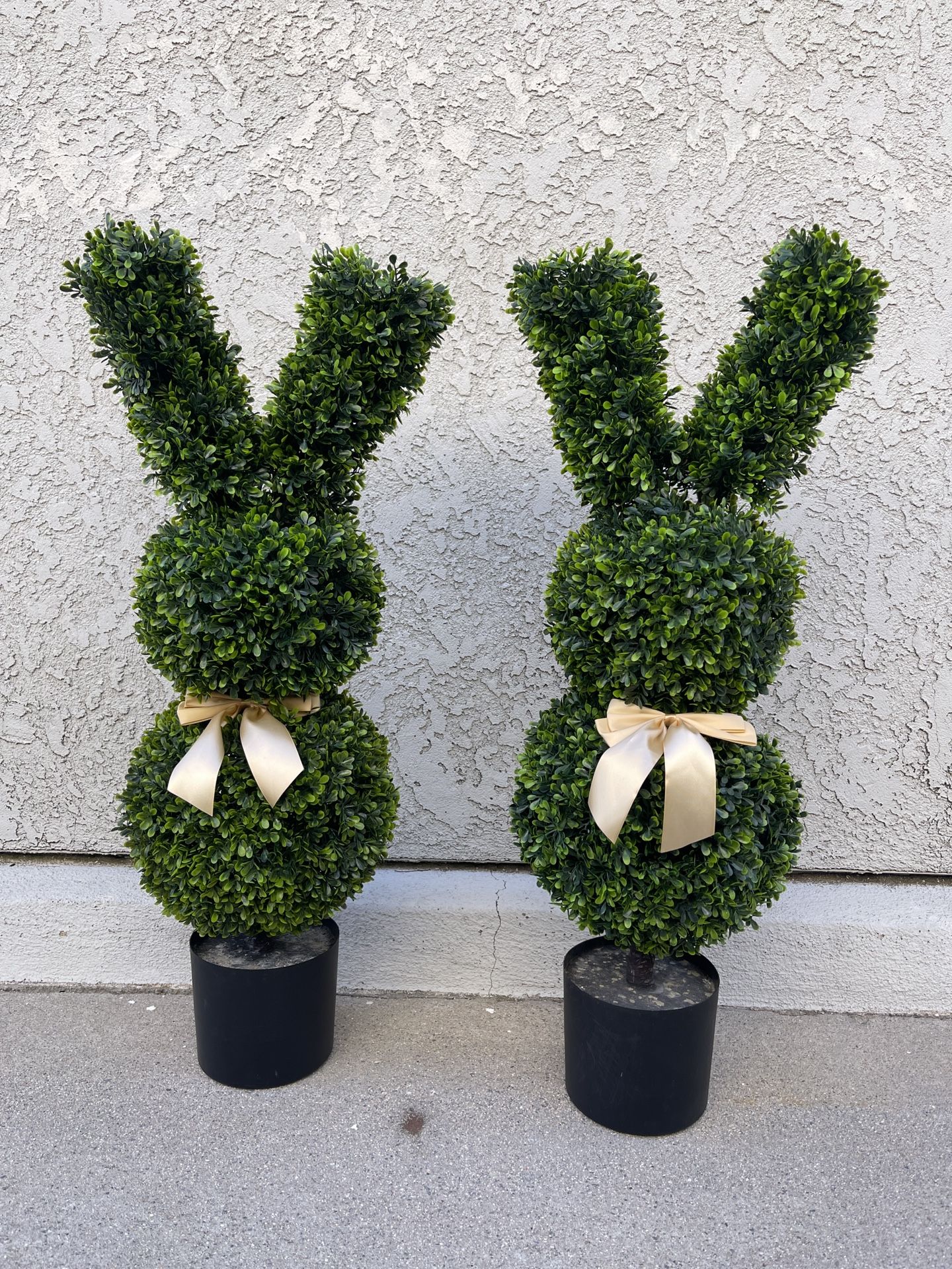 2 Pcs Artificial Bunny Topiary, 3 .3 ft Bunny Shaped Topiary Trees, Faux Boxwood Topiary Bunny with Planter Pots for Indoor Outdoor Home Porch Decor
