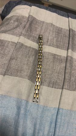 STAINLESS STEEL WRIST WEAR