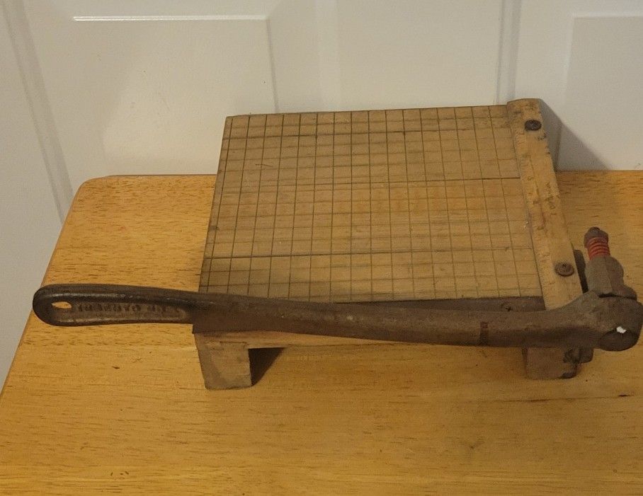 Ingento Vintage Paper Cutter