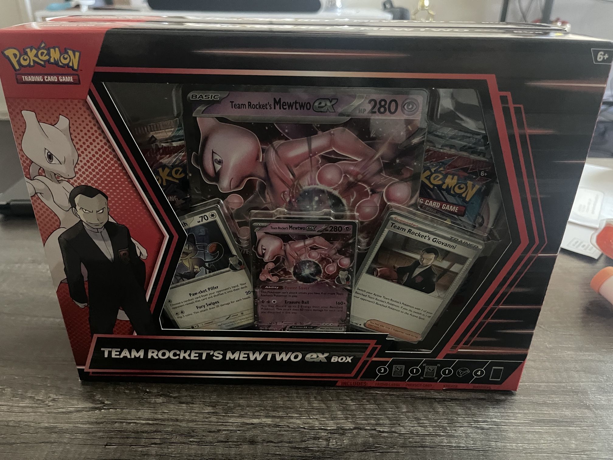 Team Rocket’s Mewtwo Ex Box