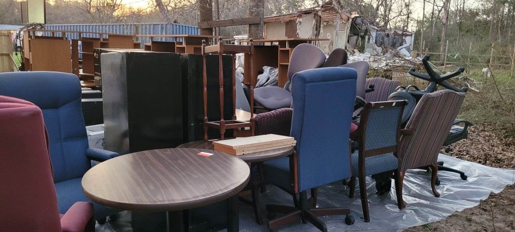 Office Chairs,large Filling Cabients,desktops,office Desk And MORE!!! MUST GO ASAP! WE CAN Negotiate