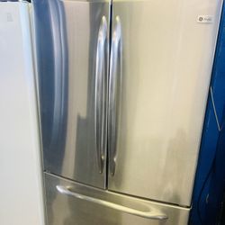 Ge  French Door Stainless Refrigerator 
