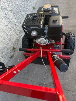 Toro SGR-13 petrol-powered stump grinder