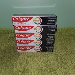 5 Colgate Total Whitening + Charcoal 5.1oz