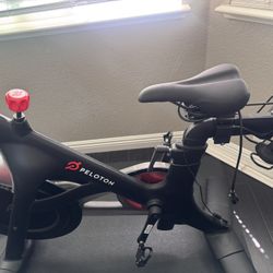 Peloton Bike