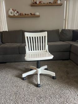 White desk office chair