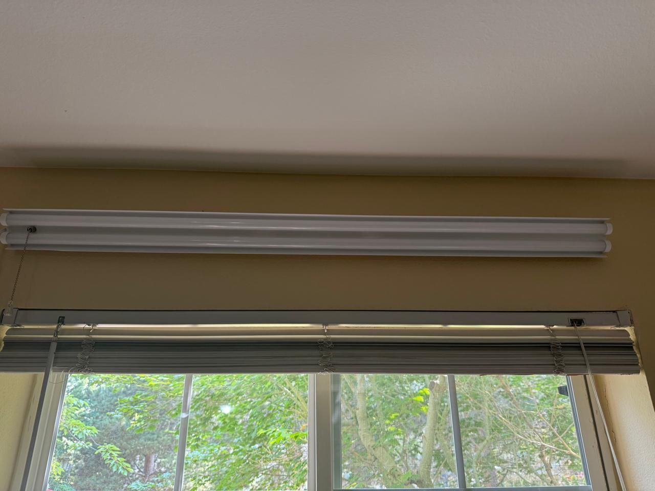 Tube Light Like New