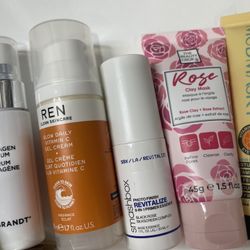 Bundle 5 Women High demnd face products for $35