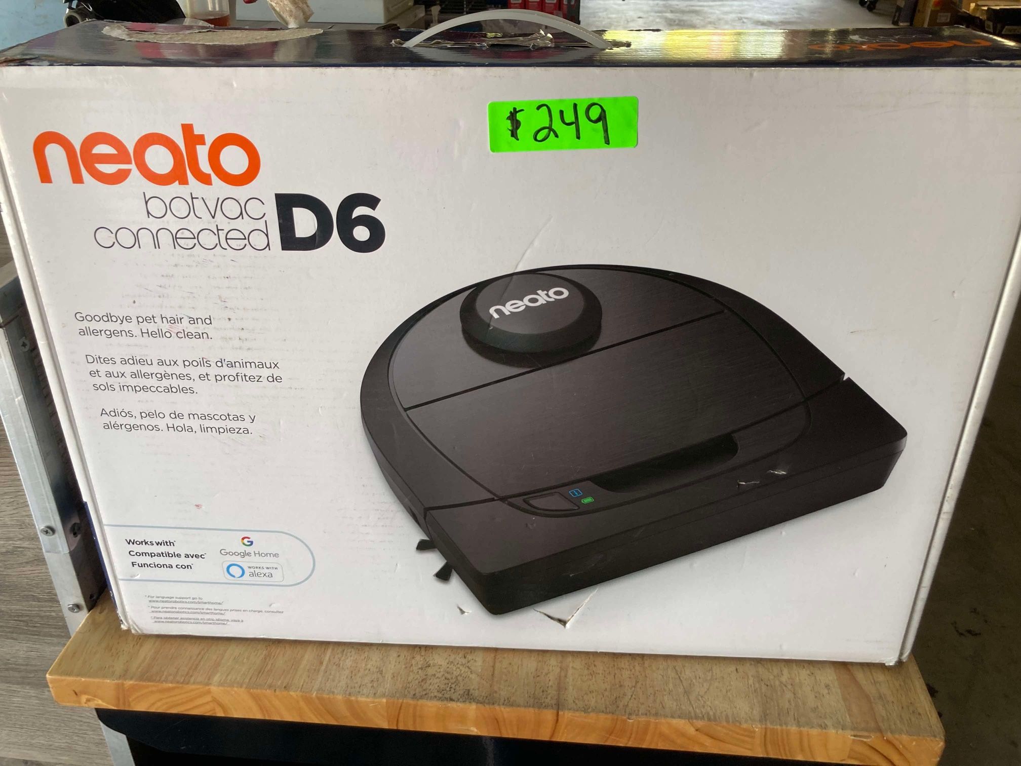 Neato BotVac D6
