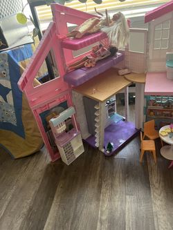 Barby House In Good Condition Everything Included